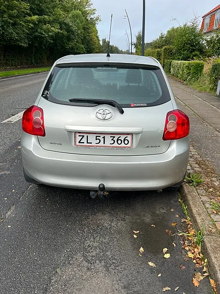Toyota Auris 2008 photo 3