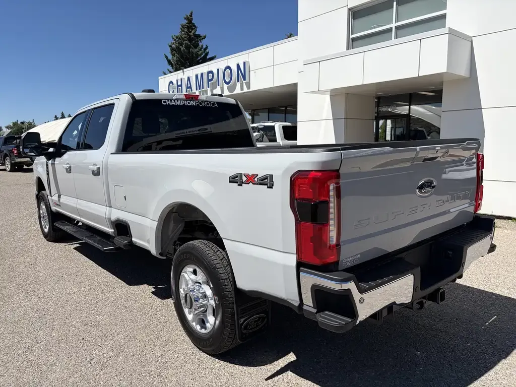 Ford F 350 2026 photo 4