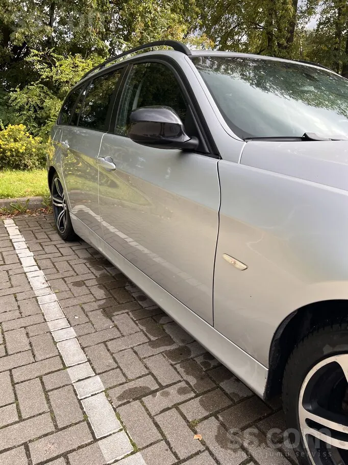 BMW 320D 2008 photo 4
