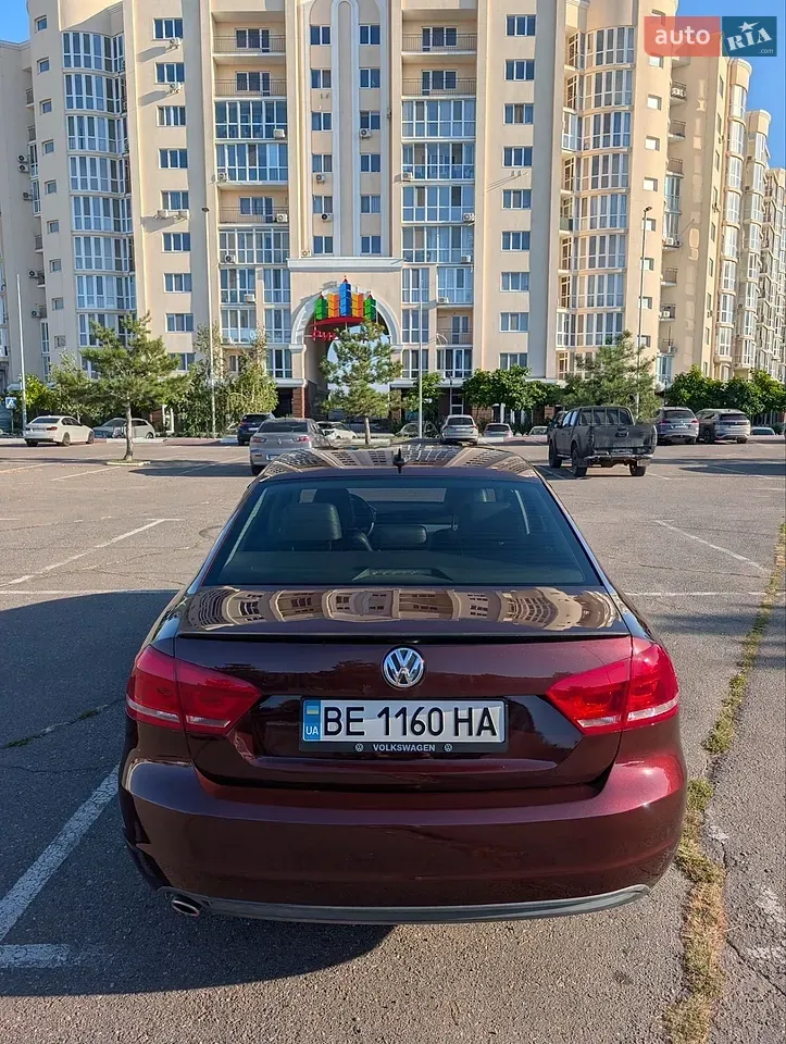Volkswagen Passat 2012 photo 5