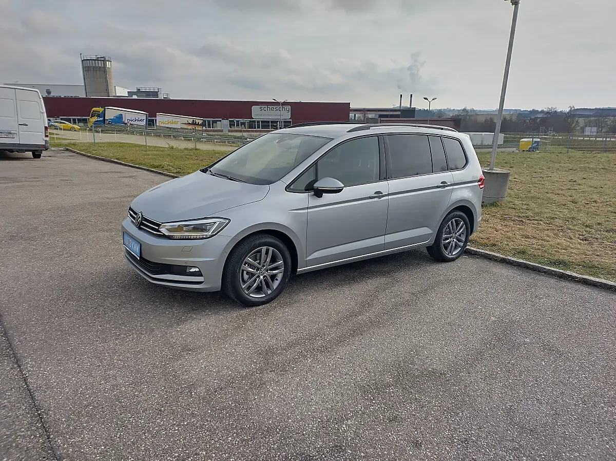 Volkswagen Touran 2026 photo 3