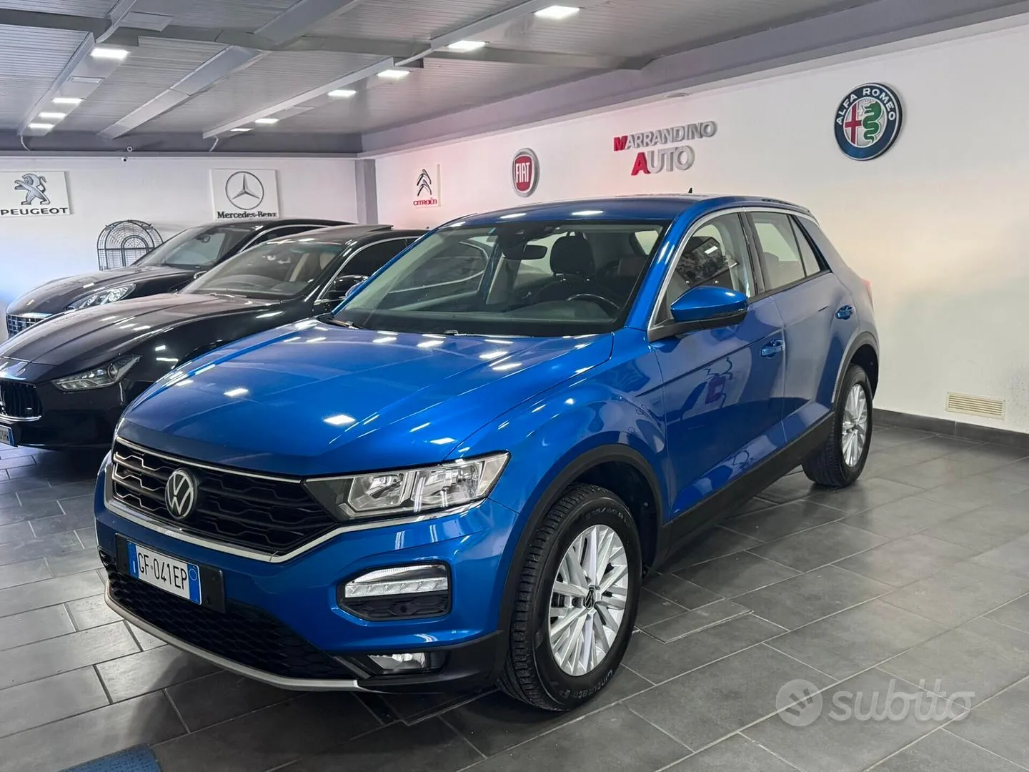 Volkswagen T-Roc 2021 photo 2