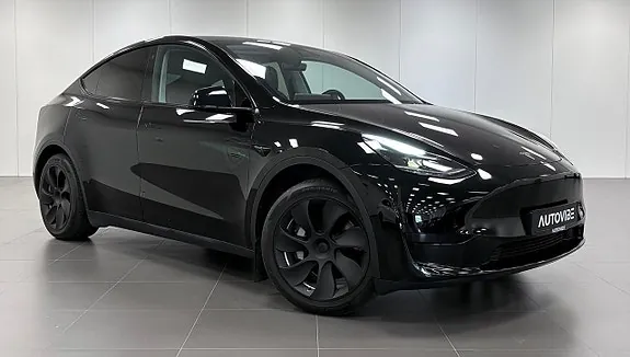 Tesla Model Y 2023 photo 2