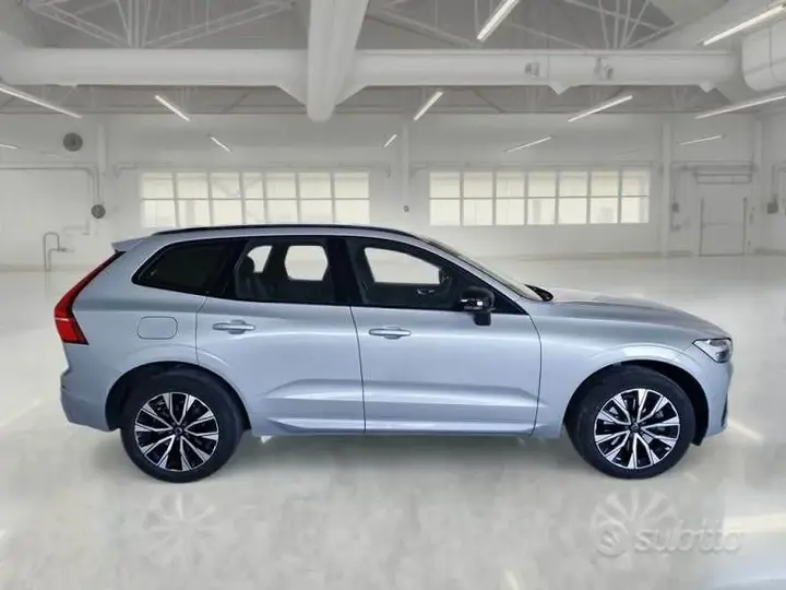 Volvo Xc60 2024 photo 3