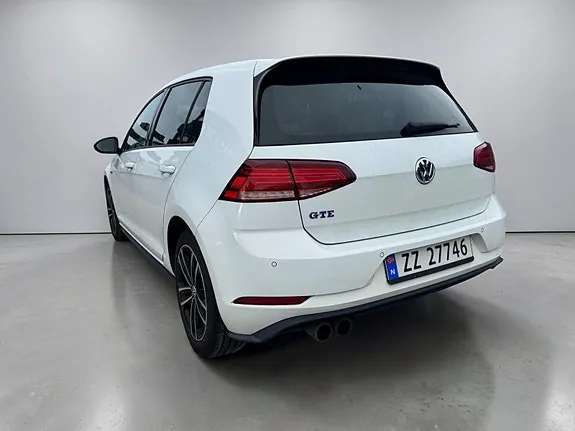 Volkswagen Golf 2018 photo 5