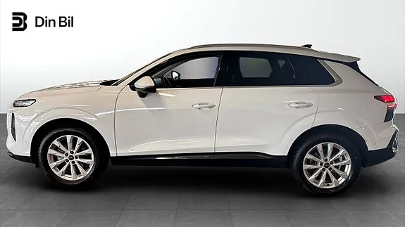 Audi Q3 2026 photo 2