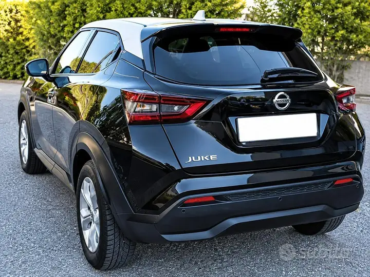 Nissan Juke 2022 photo 2