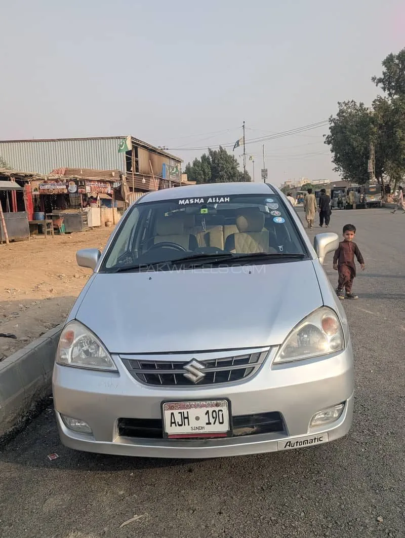 Suzuki Liana