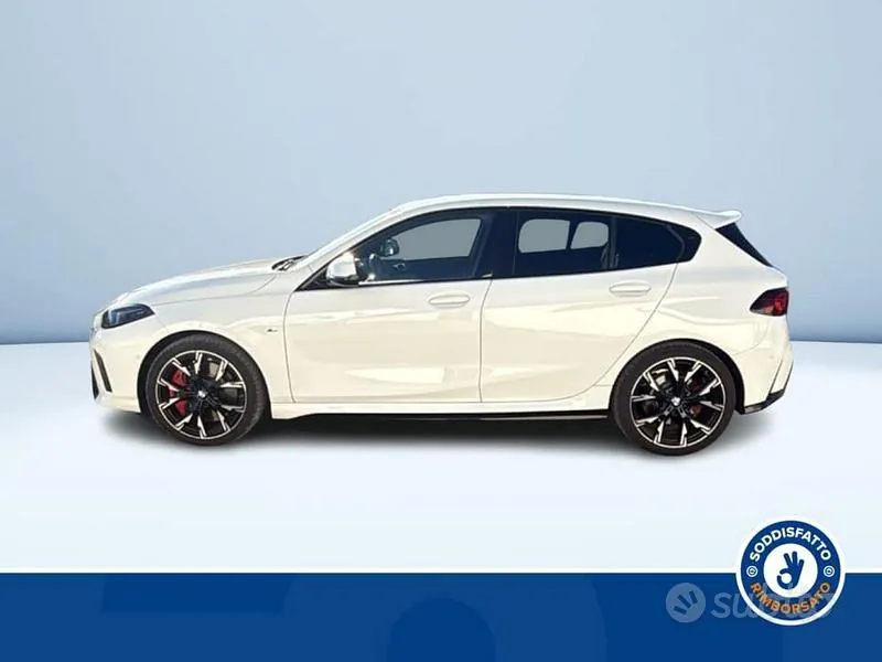 BMW 1 Series 2025 photo 5