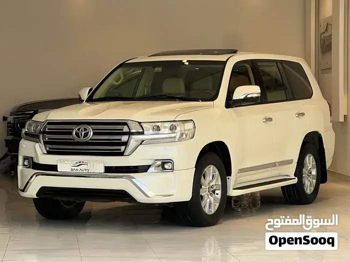 Toyota Land Cruiser 2016 photo 2