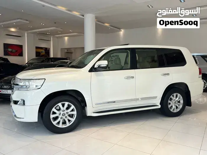 Toyota Land Cruiser 2016 photo 3