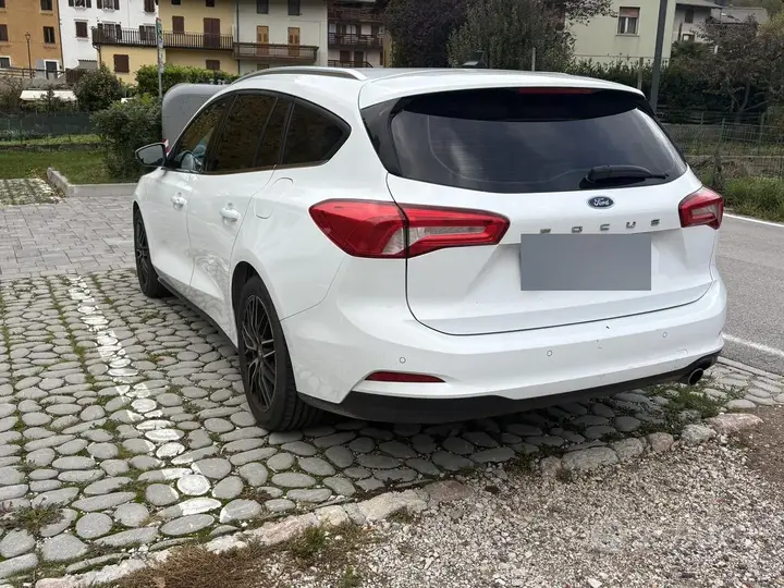 Ford Focus Sw 2020 photo 3
