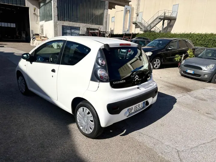 Citroen C1 2008 photo 5