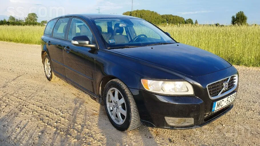 Volvo V50 2010 photo 3