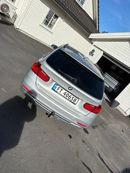 BMW 320D 2012 photo 4