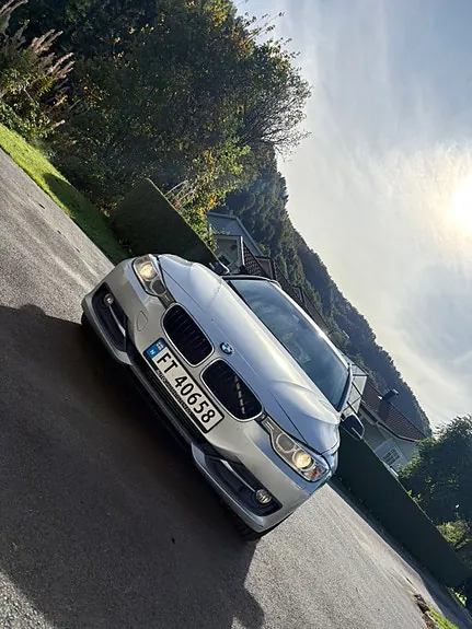 BMW 320D 2012 photo 3