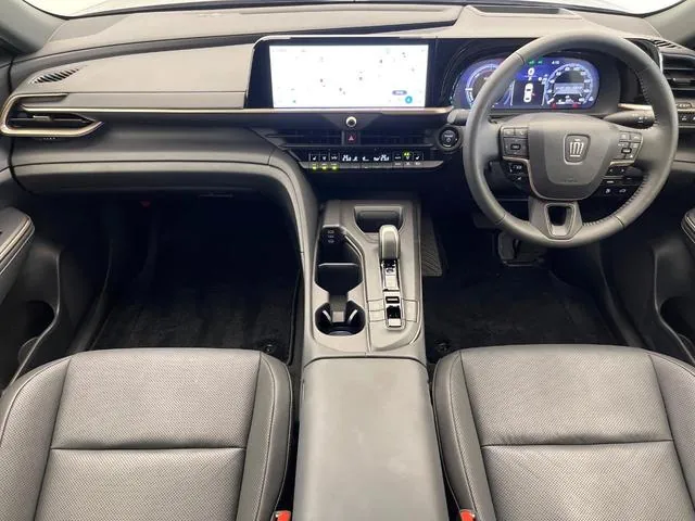 Toyota Crown Crossover 2023 photo 2