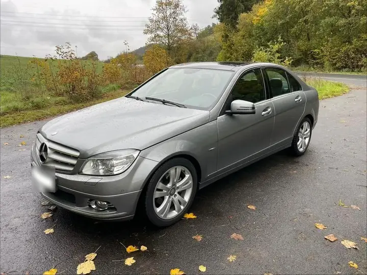 Mercedes-Benz C180