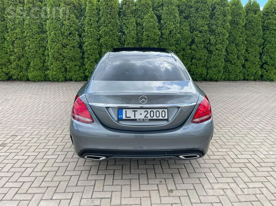 Mercedes-Benz C250 2016 photo 5