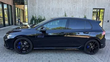 Volkswagen Golf 2023 photo 2