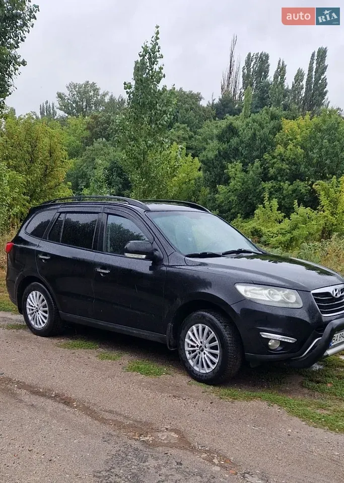 Hyundai Santa Fe 2012 photo 2
