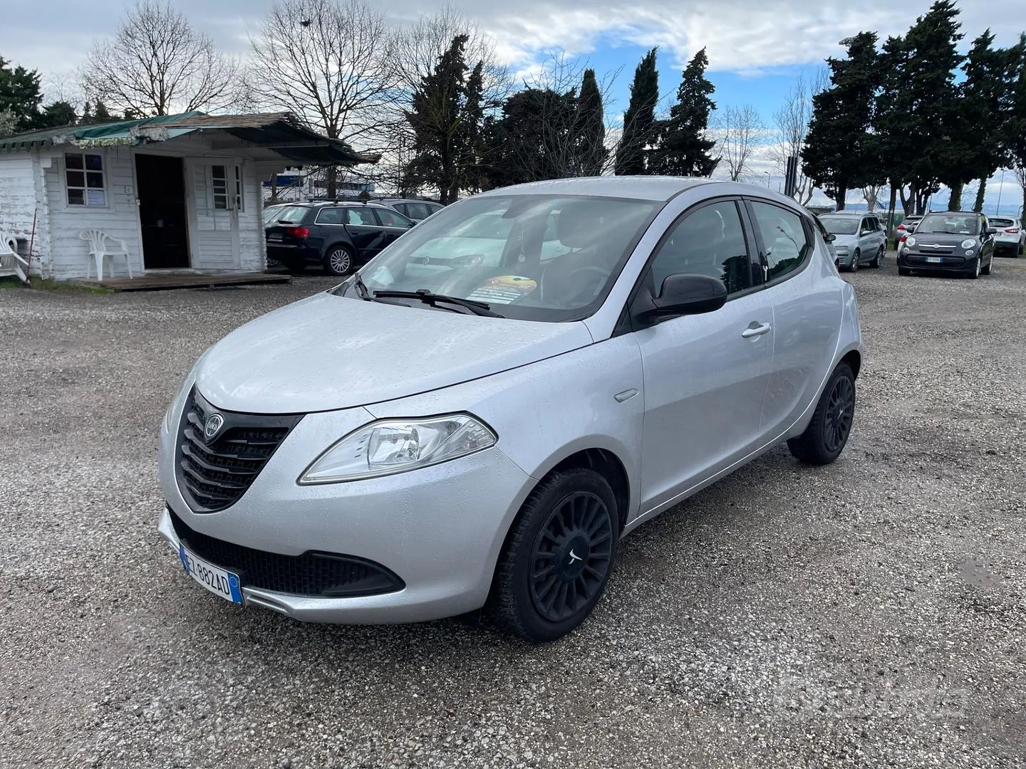 Lancia Ypsilon