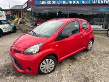 Toyota Aygo 2012 photo 2