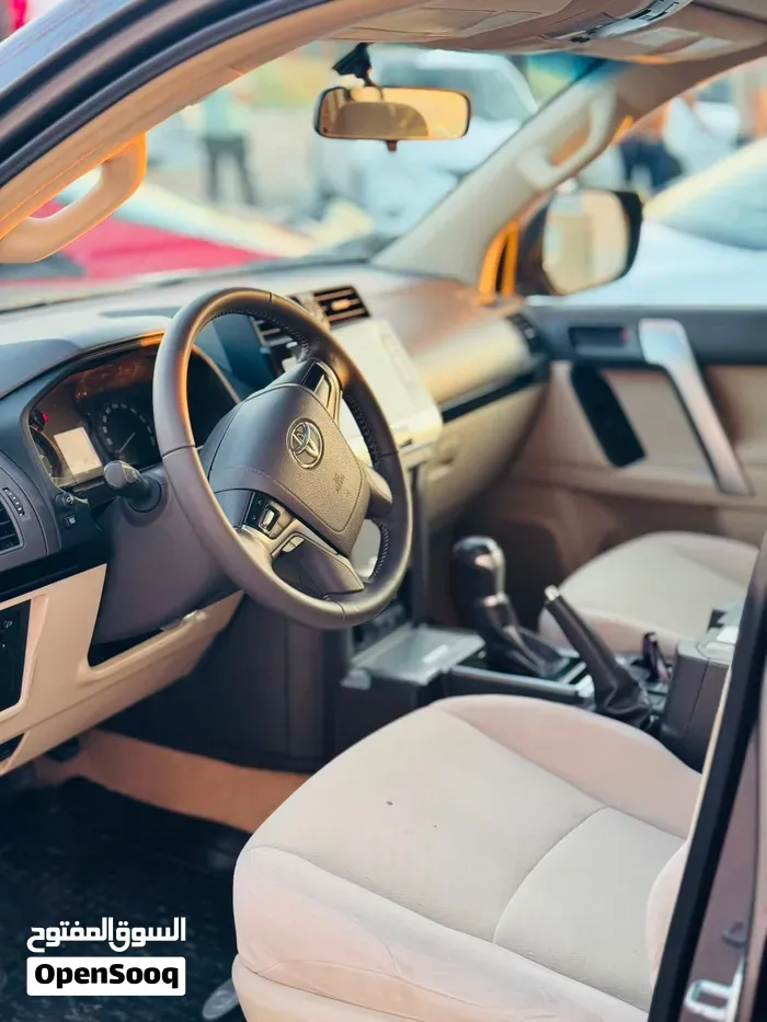 Toyota Prado 2023 photo 3
