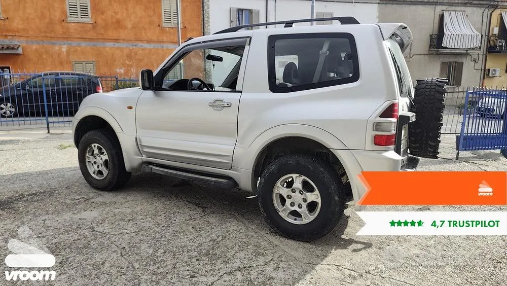 Mitsubishi Pajero 2000 photo 4
