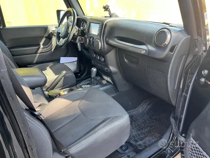 Jeep Wrangler 2018 photo 4