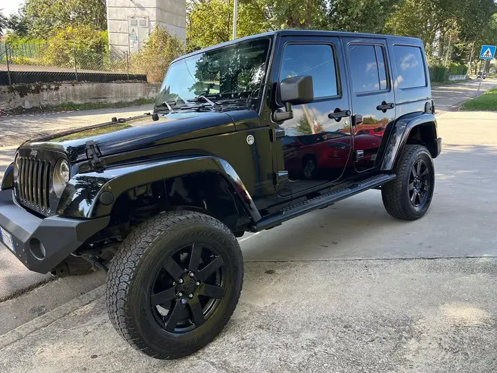 Jeep Wrangler 2018 photo 2