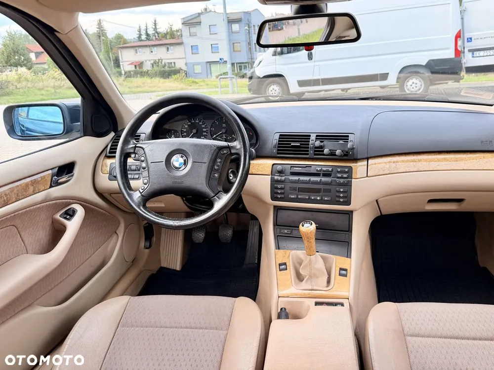 BMW Seria 3 2003 photo 4
