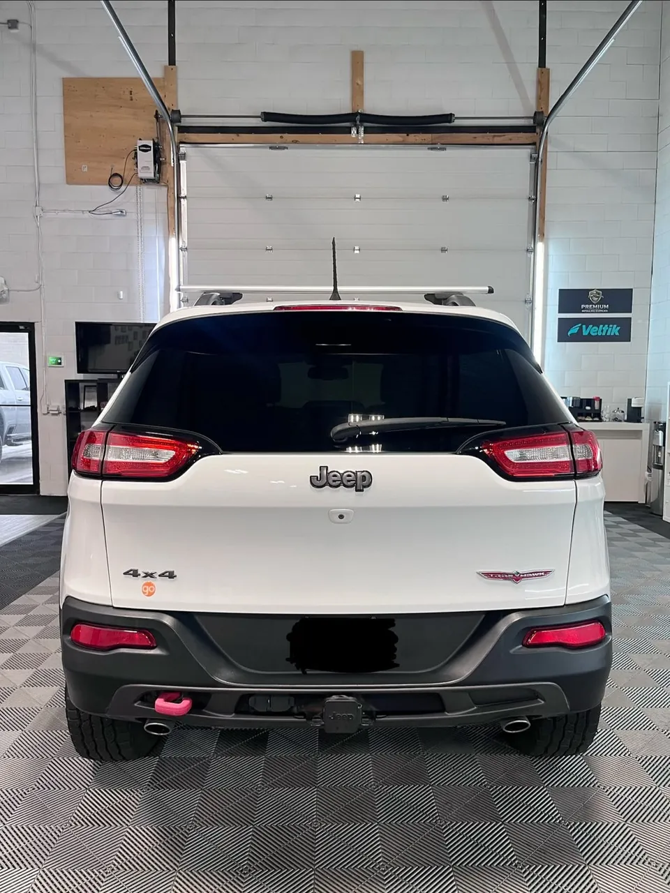 Jeep Cherokee 2016 photo 3