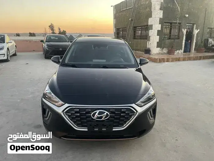 Hyundai Ioniq 2020 photo 2
