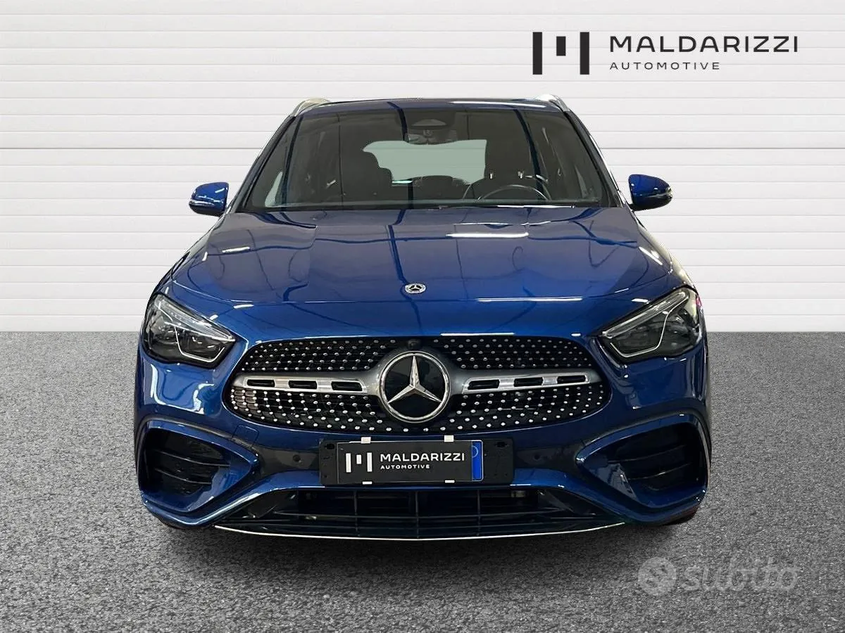 Mercedes-Benz Gla 2023 photo 2