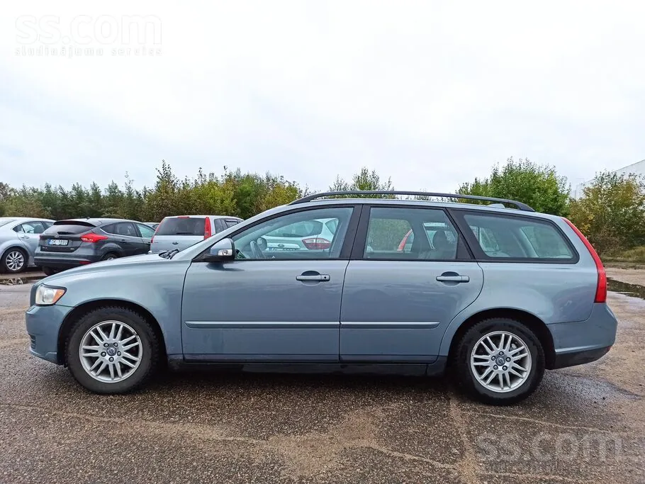 Volvo V50 2009 photo 5