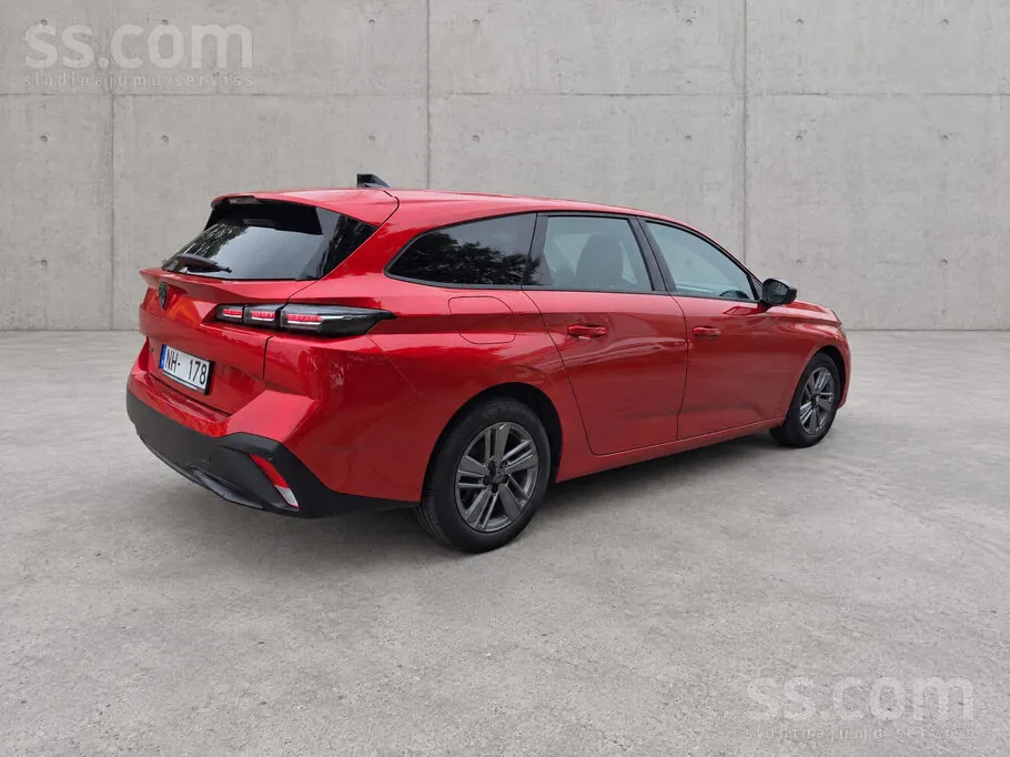 Peugeot 308 2022 photo 3