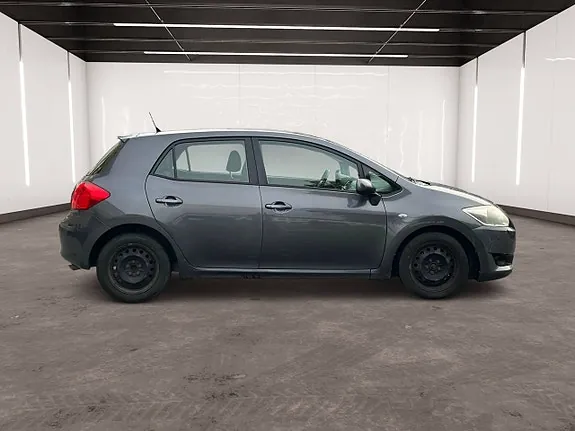 Toyota Auris 2007 photo 2