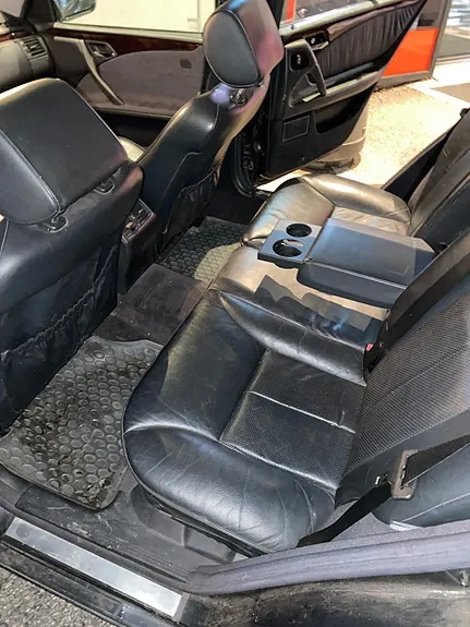 Mercedes-Benz E320 2001 photo 4