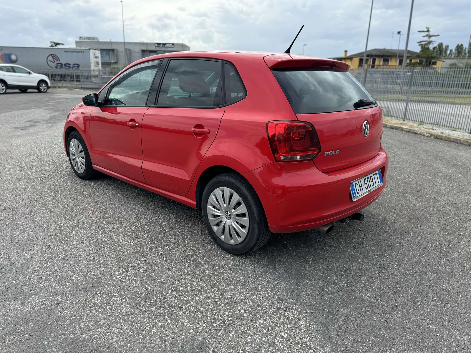 Volkswagen Polo 2011 photo 5