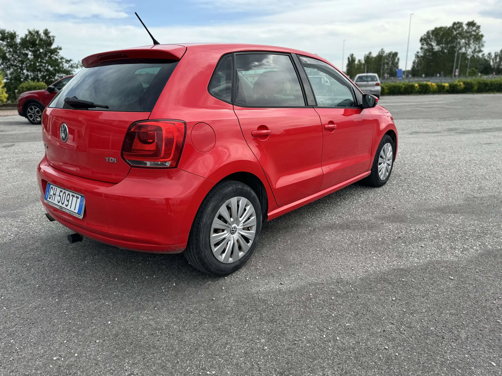 Volkswagen Polo 2011 photo 4