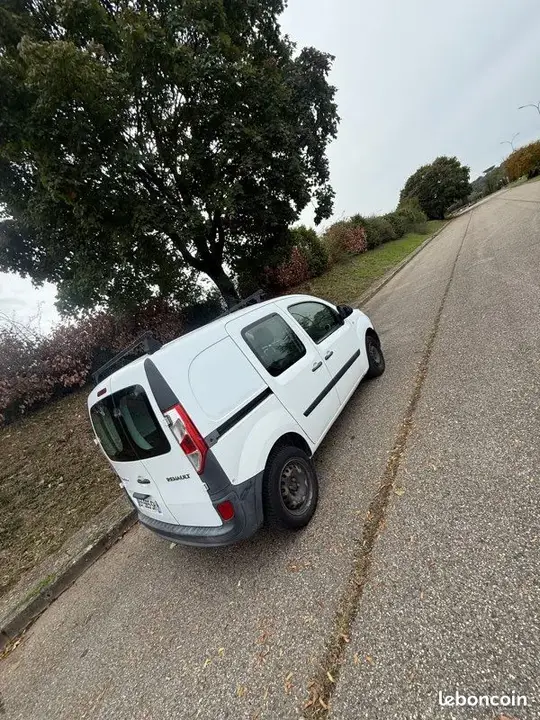 Renault Kangoo 2016 photo 2