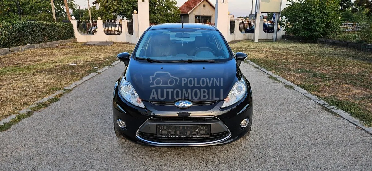 Ford Fiesta 2010 photo 4