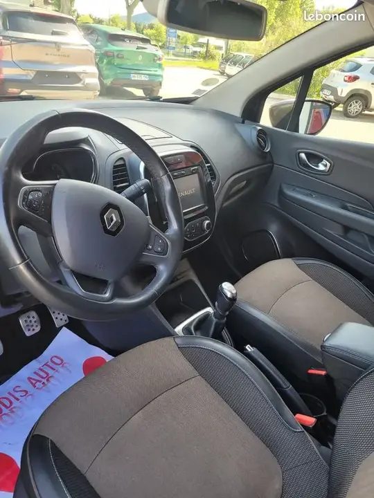 Renault Captur 2017 photo 3