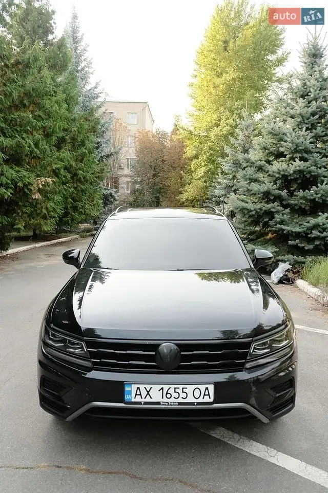 Volkswagen Tiguan 2019 photo 2