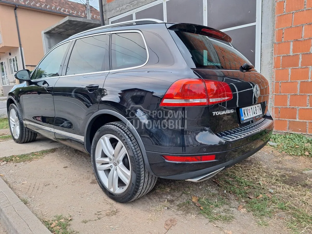 Volkswagen Touareg 2012 photo 2