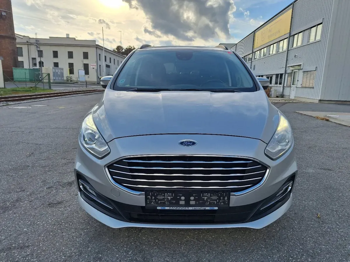Ford Galaxy 2020 photo 2