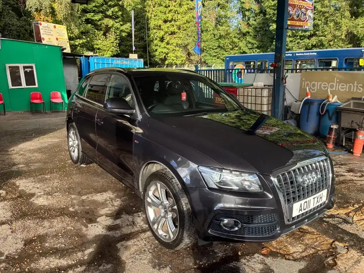 Audi Q5 2011 photo 2