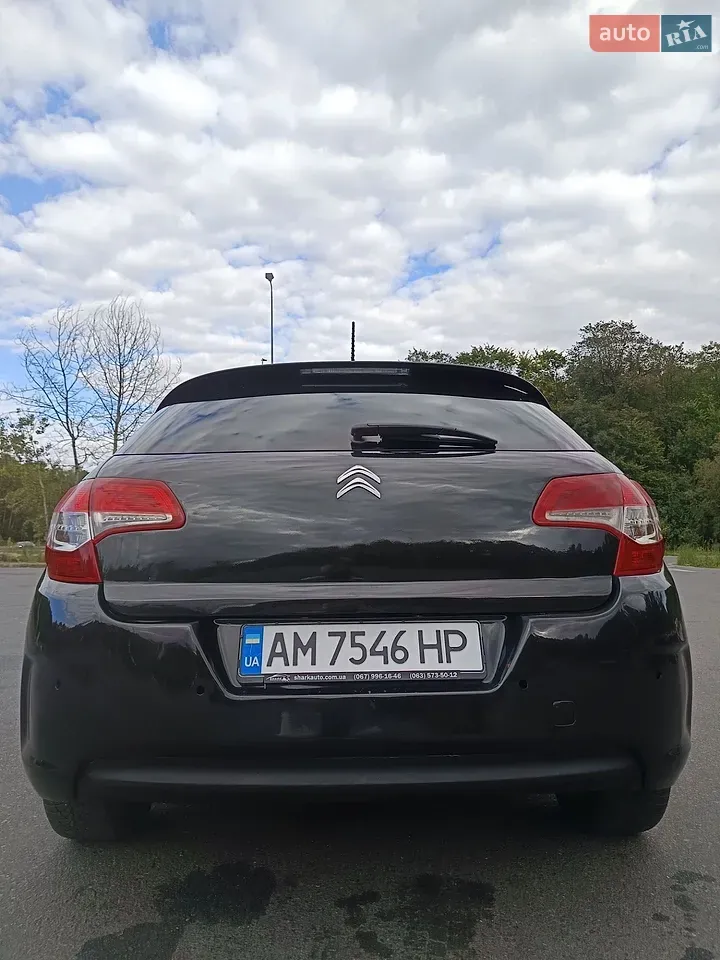 Citroen C4 2013 photo 4
