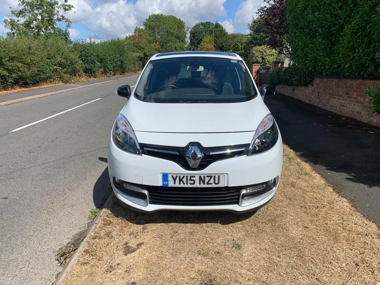 Renault Scenic 2015 photo 3